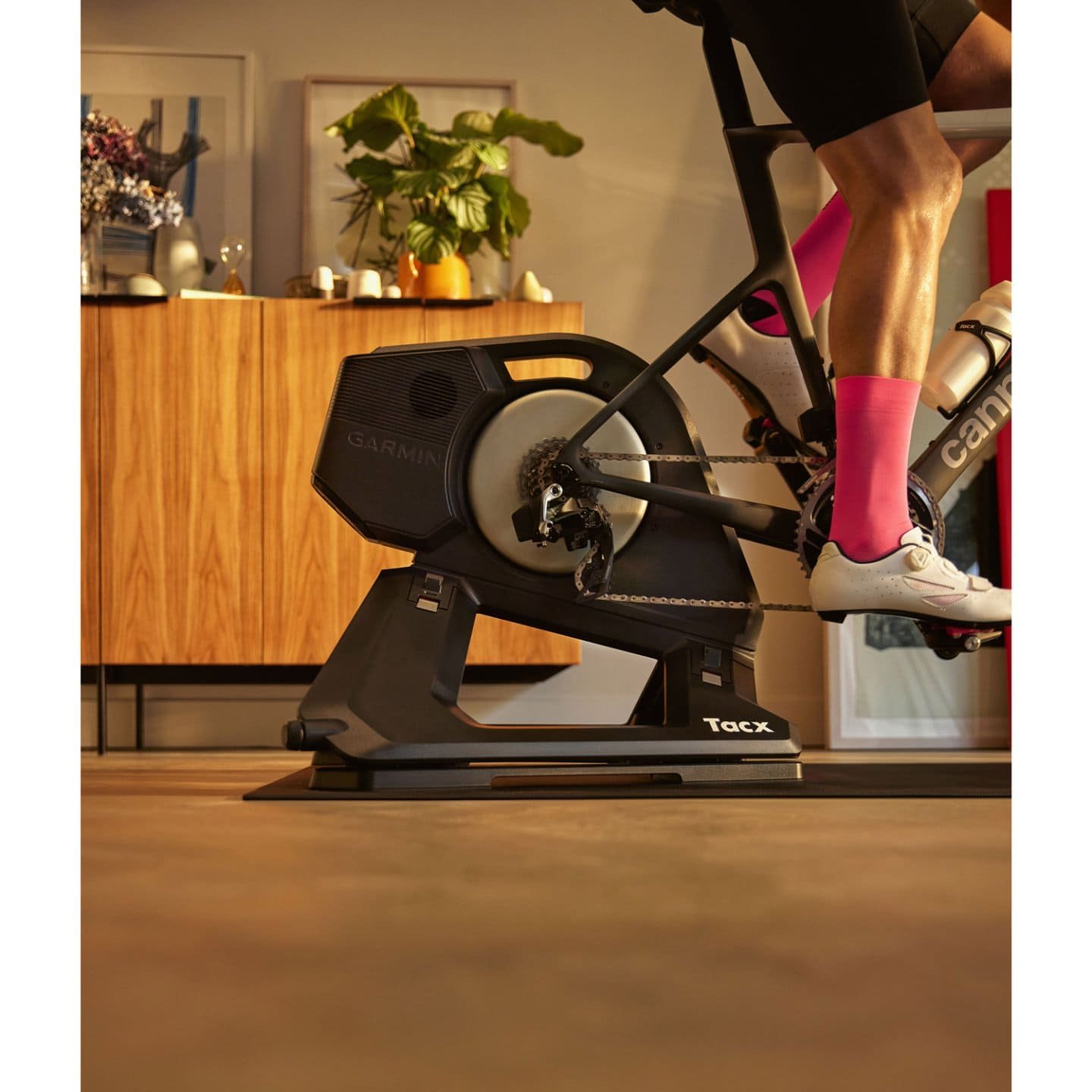 Garmin Tacx NEO 3M - Direct Drive Heimtrainer – Bild 2