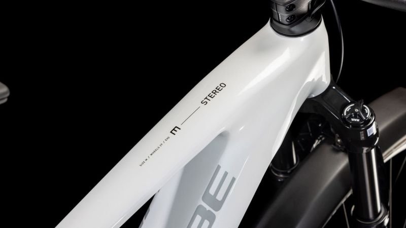 Cube Stereo Hybrid ONE44 EXC Allroad 800 metallicwhite´n´black – Bild 3